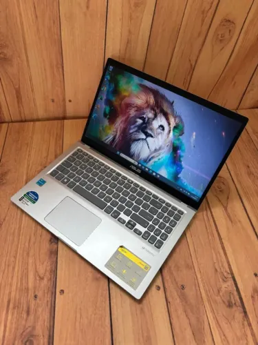 Notebook ASUS VivoBook Go 15, AMD RYZEN 5 7520U, 8GB, 512GB SSD,