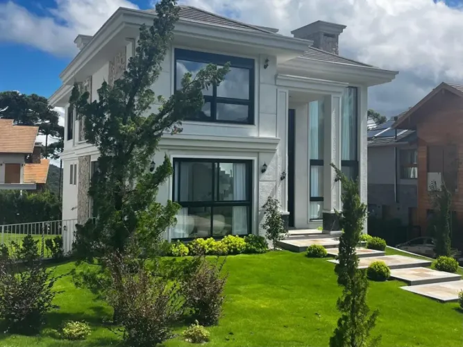 Casa em Condomínio em Gramado