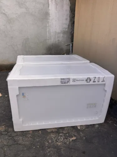 Freezer 513 litros inverter 1 tampa muito top econômico de energia