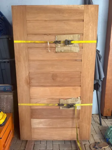 PORTA de madeira FREIJÓ E CUMARU 2.10x2.20