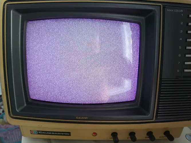TV Semp LCD 14 polegadas