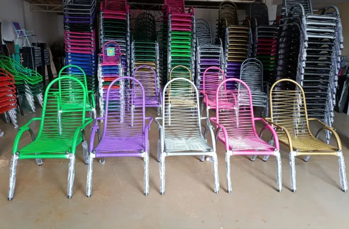 Cadeiras de fio Coloridas - Novas!