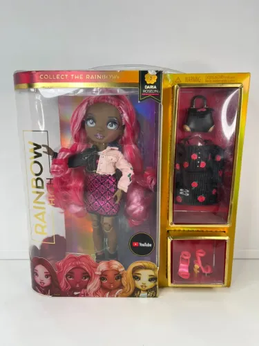 Boneca Rainbow High Daria Roselyn