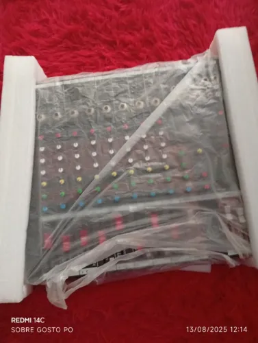 Mesa de som LE 711