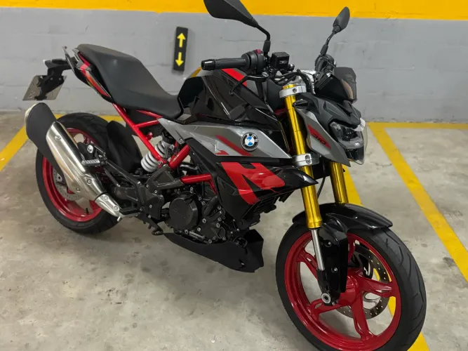 Moto bmw g 310 R 2024