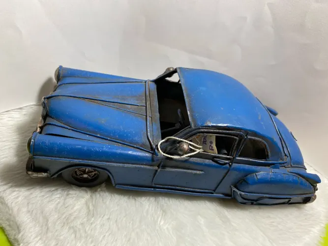 Miniatura de Carro Antigo Azul