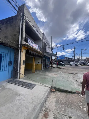 Vendo galpão térreo com residência altos