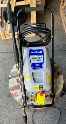 Lavadora de Alta Pressão 2950W 2030PSI com Carrinho - Marca Schulz