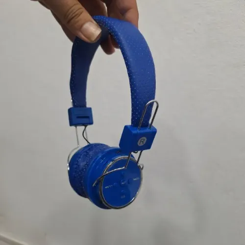Fone de Ouvido Bluetooth de Concha Recarregável