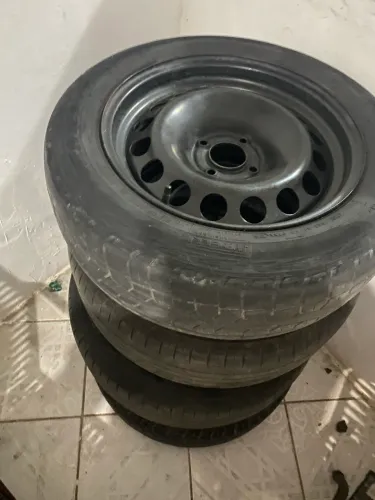 Jogo de roda de ferro 16? furacão Peugeot 2008 allure sem Pneus