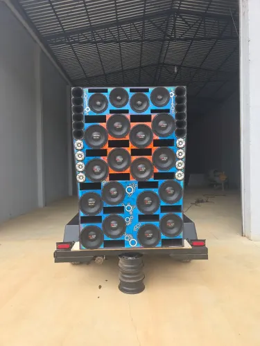 Carretinha Som Paredao de Medios com Hidráulico