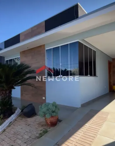 Casa em Rua Pioneiro Alfredo José da Costa - Jardim Alvorada III - Maringá/PR