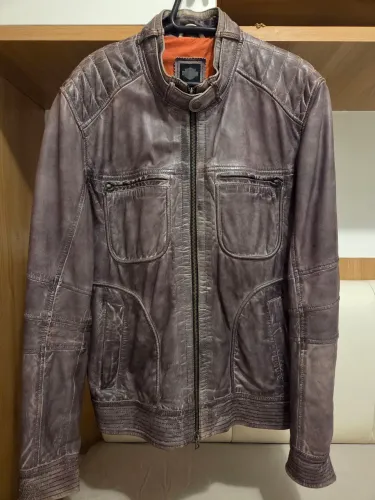 Jaqueta em Couro de Carneiro legítimo - Original Harley Davidson - Excelente estado