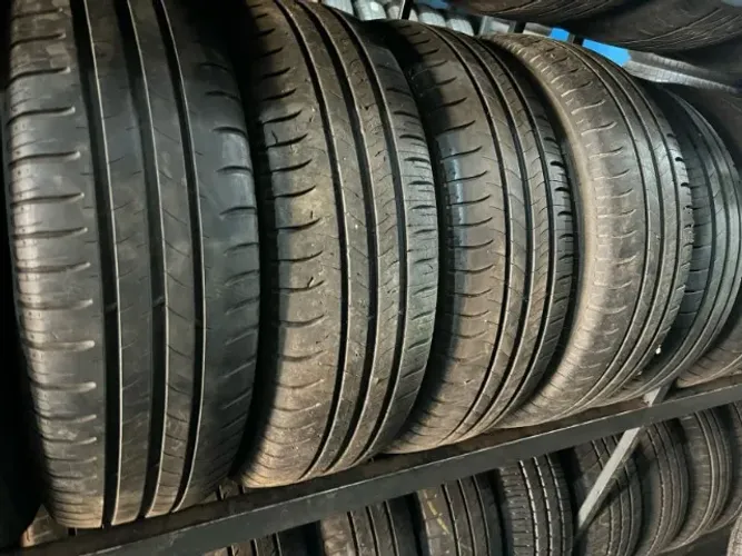 Pneu  Michelin 185/65/15 85 % Vida util.