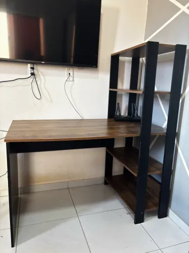 Mesa escrivaninha | escritório