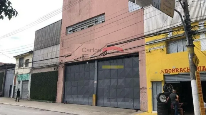 Galpão para locação no Cambuci - R$ 30.000,00