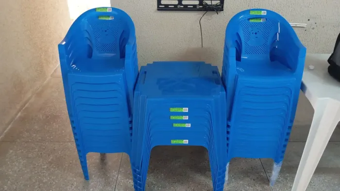 Conjunto de mesa infantil 