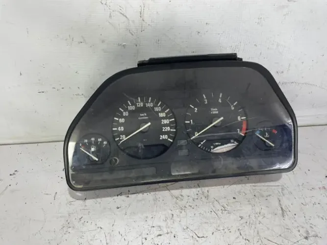 Painel de Instrumentos BMW Serie 5 E34 525i 540i 89-94 (P/ Aproveitamento)