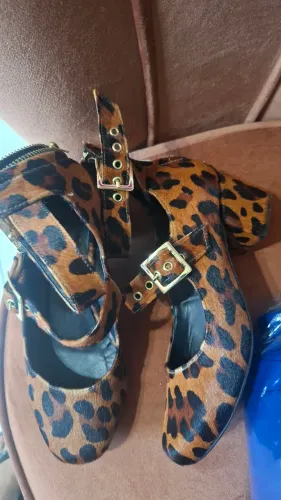 Sapato em couro legítimo 