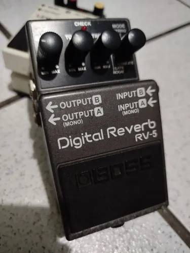 Pedal Boss RV-5 Digital Reverb