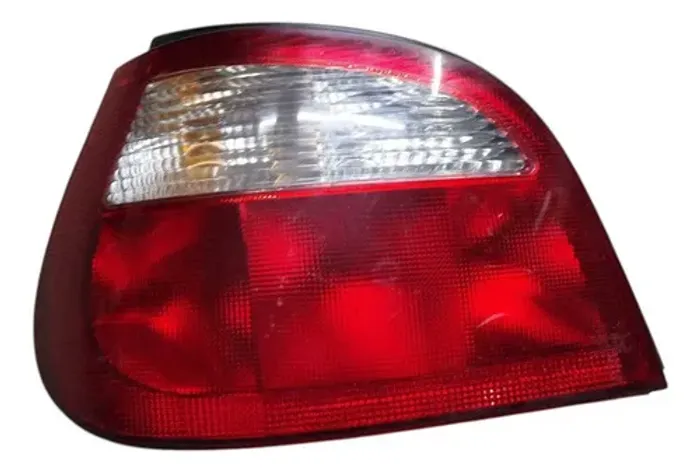 Lanterna Renault Megane Hatch 2001 2002 2003 2004 Esquerda Esquerdo/motorista Vermelho