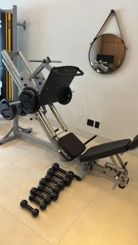 Equipamento de Musculação Seminovos - Peso livre