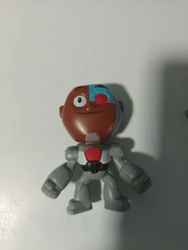 Boneco Cyborg jovens titãs 