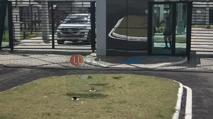 Aluguel de casa no luggi residencial no bairro de catu com 2/4 sendo um suite