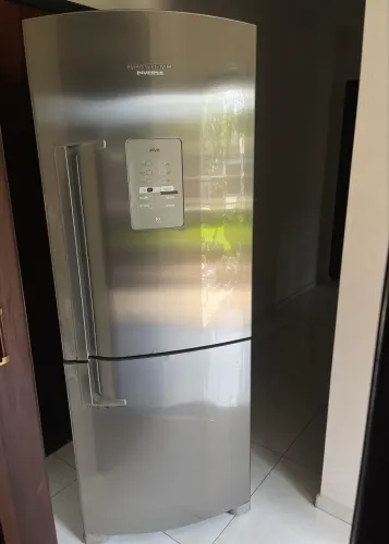 Geladeira Brastemp Inverse em aço escovado à venda.