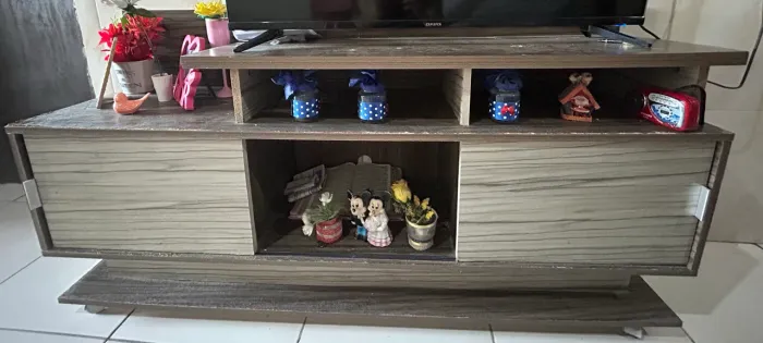 Rack com marcas de uso
