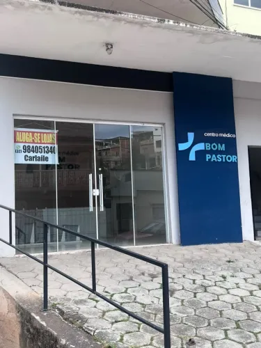 Aluguel de duas lojas comerciais em Lima Duarte (MG), 190m² e 121,85m²