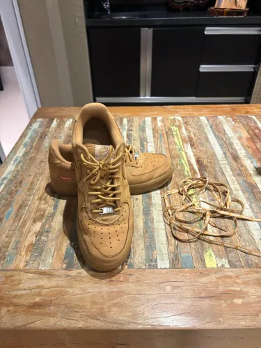 Tênis Supreme X Air Force 1 Low SP Wheat