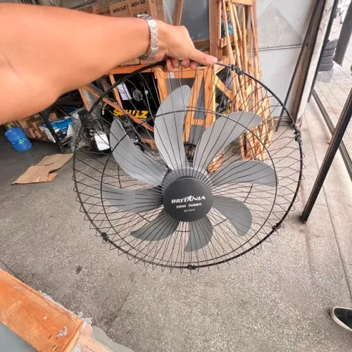 Ventilado Britânia 8 helices 60cm 215w
