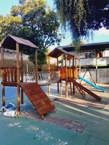 Playground para escolas e sitios