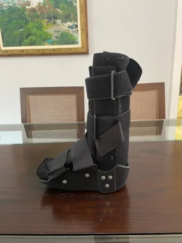 Bota imobilizadora Ortopédica - 36 a 40