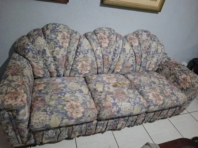 2 sofás por 350,00