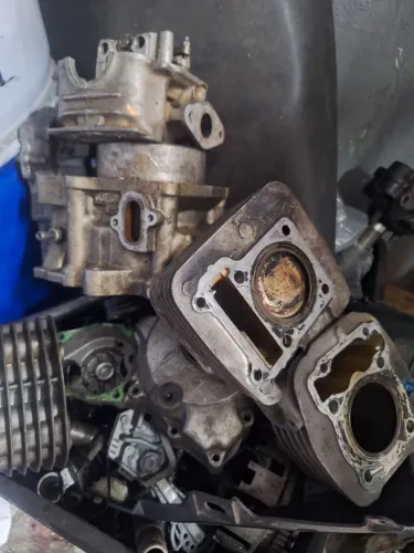 Vendo sucatas de cilindros para Retificar ou para sucatas