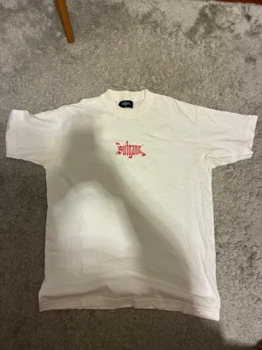 Camiseta Sufgang básica vermelha