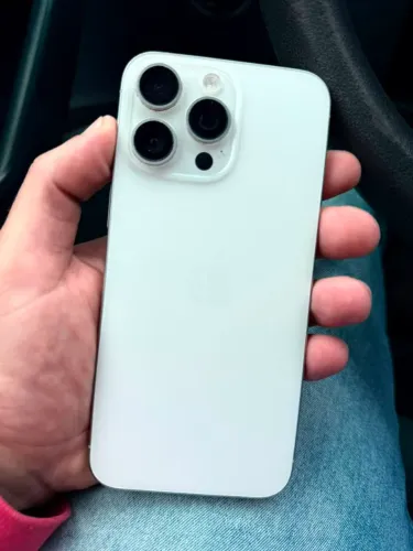 iPhone 15 Pro Max 256gb em perfeito estado