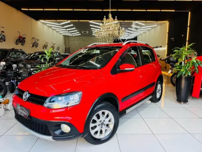 Volkswagen Crossfox 1.6 MI Total Flex 8V 5P 2013