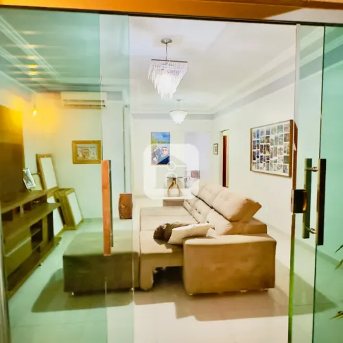 Casa para venda no bairro Jardim Botânico
