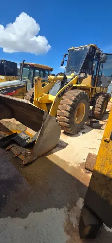 pa carregadeira komatsu wa200