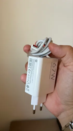 Carregador original 67W dispara modo rápido mensagem de Tela Xiaomi