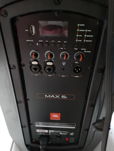 Caixa JBL 