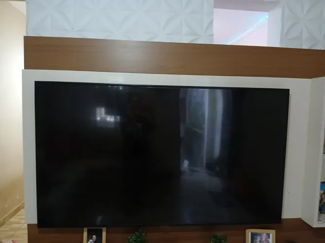 TV Samsung Crystal UHD 4K 65 - com defeito <br>