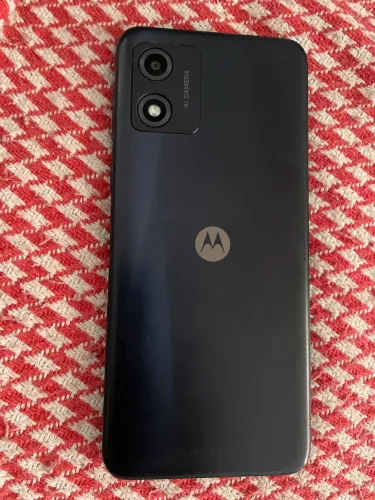 Celular moto e13