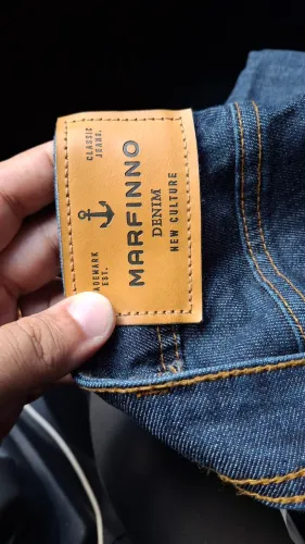Calça jeans renner marfino. Tam 50 slim. Nova.