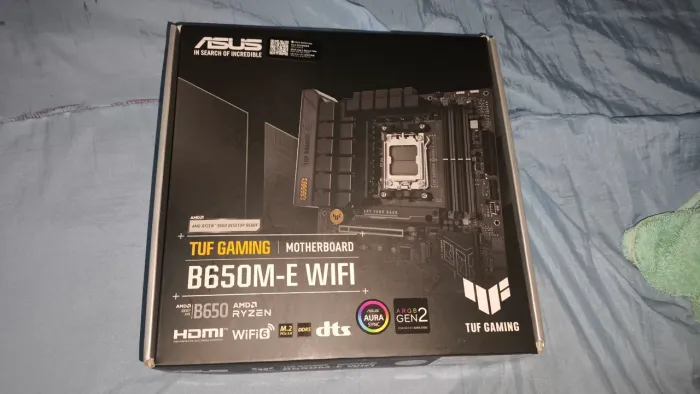 Placa-Mãe ASUS TUF Gaming B650M-E Wi-Fi AM5 DDR5