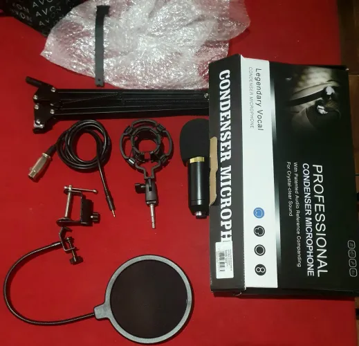 Microfone Condensador Profissional Semi-Novo 130 Reais? Apenas 10 dias de uso!