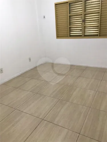 Apartamento com 3 quartos à venda ou para locação em Retiro - RJ